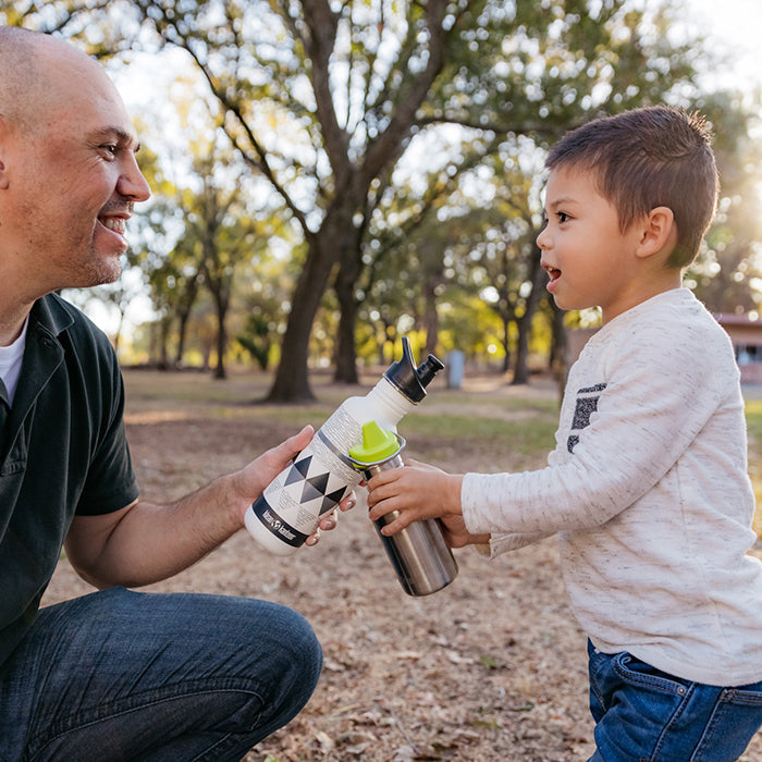 classic-kid-sippy-cap-l2 K12CNSIPPY-BS-sippy_cap_dad_lifestyle.jpg