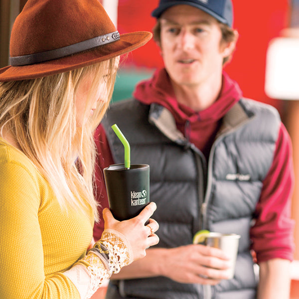 tumbler-straw-lid-with-straw-p9 K16VSSC-SB-guy-girl_style_9a499e23-5b7a-4a0d-b42e-d1b4b02627b2.jpg