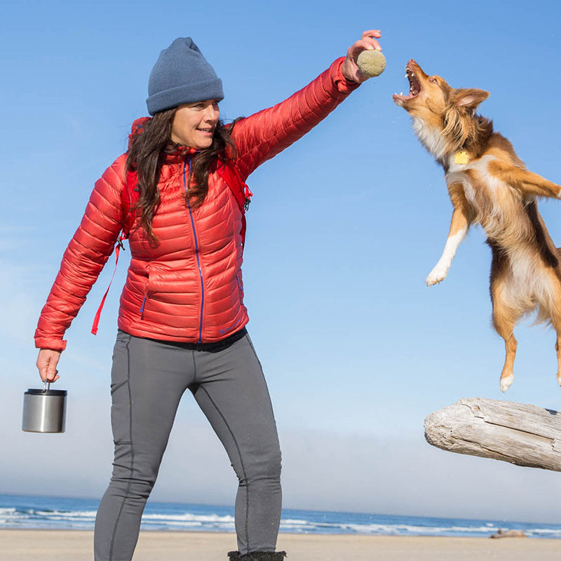 32oz-tkcanister-food-container-z8 food_canister_32oz_girl_beach_dog_jump_square.jpg
