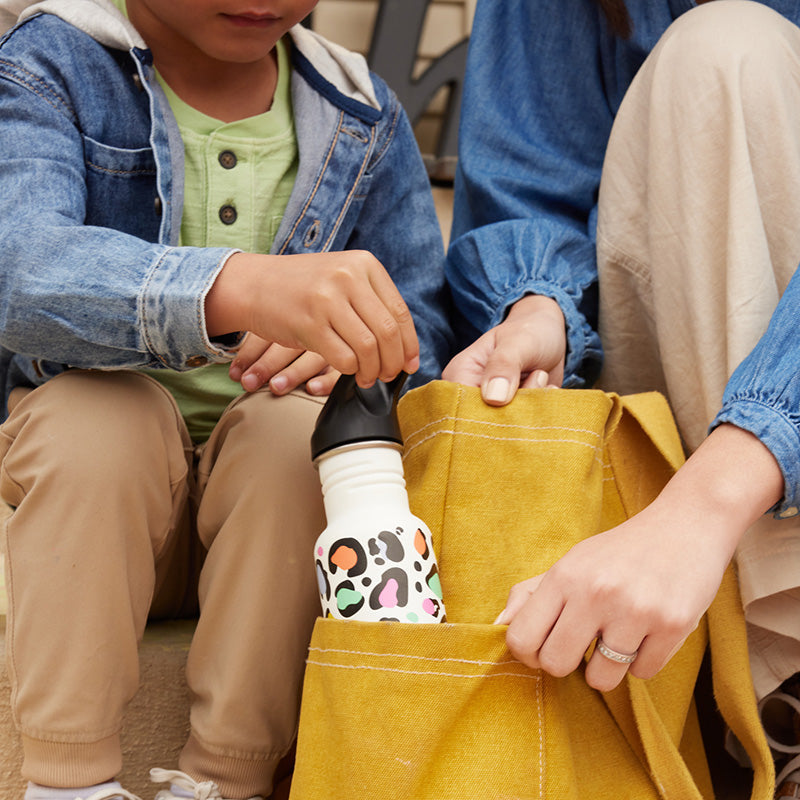 12oz-kid-s-classic-with-flip-seal-sport-cap-g6 kid_sport_flip_seal_12oz_bag_pull_square.jpg