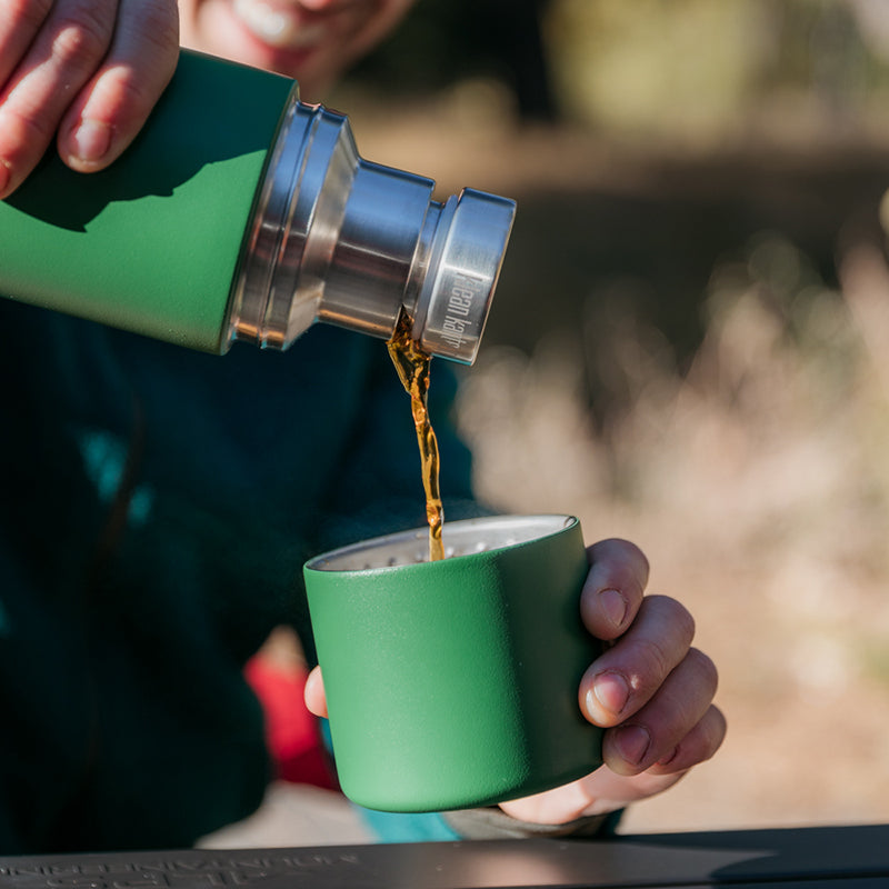 tkpro-maintenance-kit-o9 tkpro_32oz_thermos_green_pourthrough_lifestyle.jpg