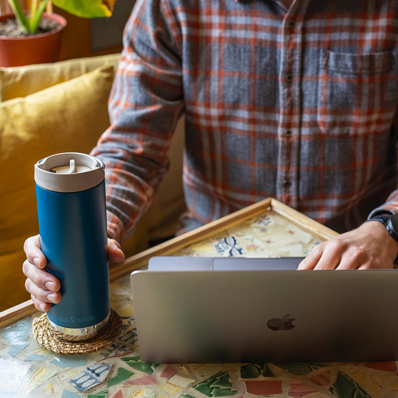 16oz-tkwide-with-cafe-cap-i8 tkwide_16oz_cafe_corsair_cafe_laptop_square.jpg